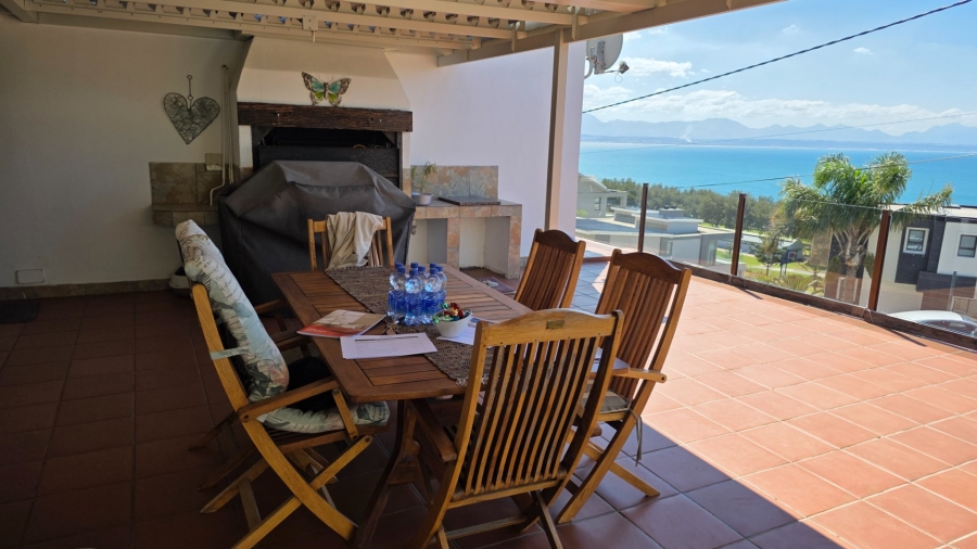 3 Bedroom Property for Sale in De Bakke Western Cape